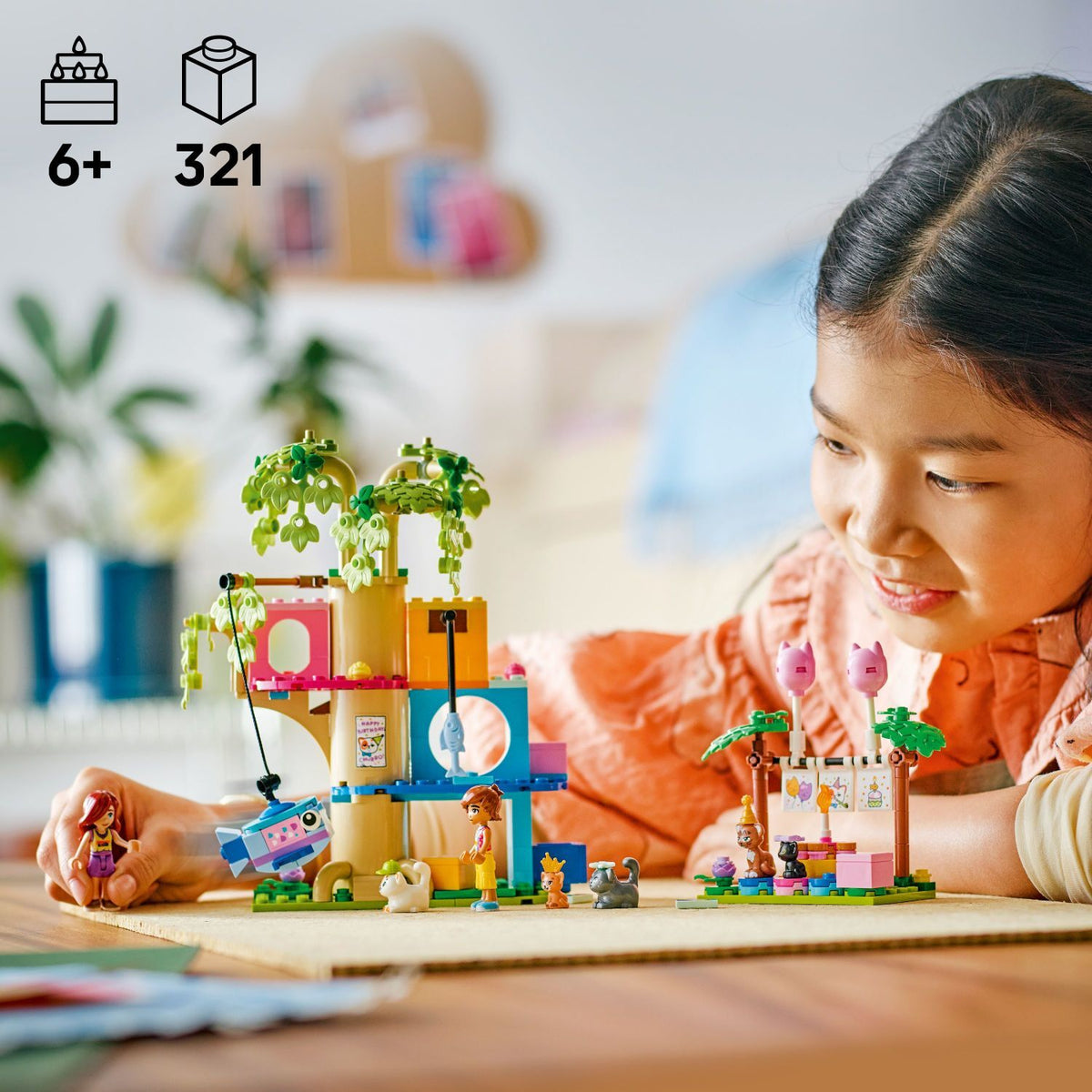 LEGO Friends: Cat Birthday Party & Tree House